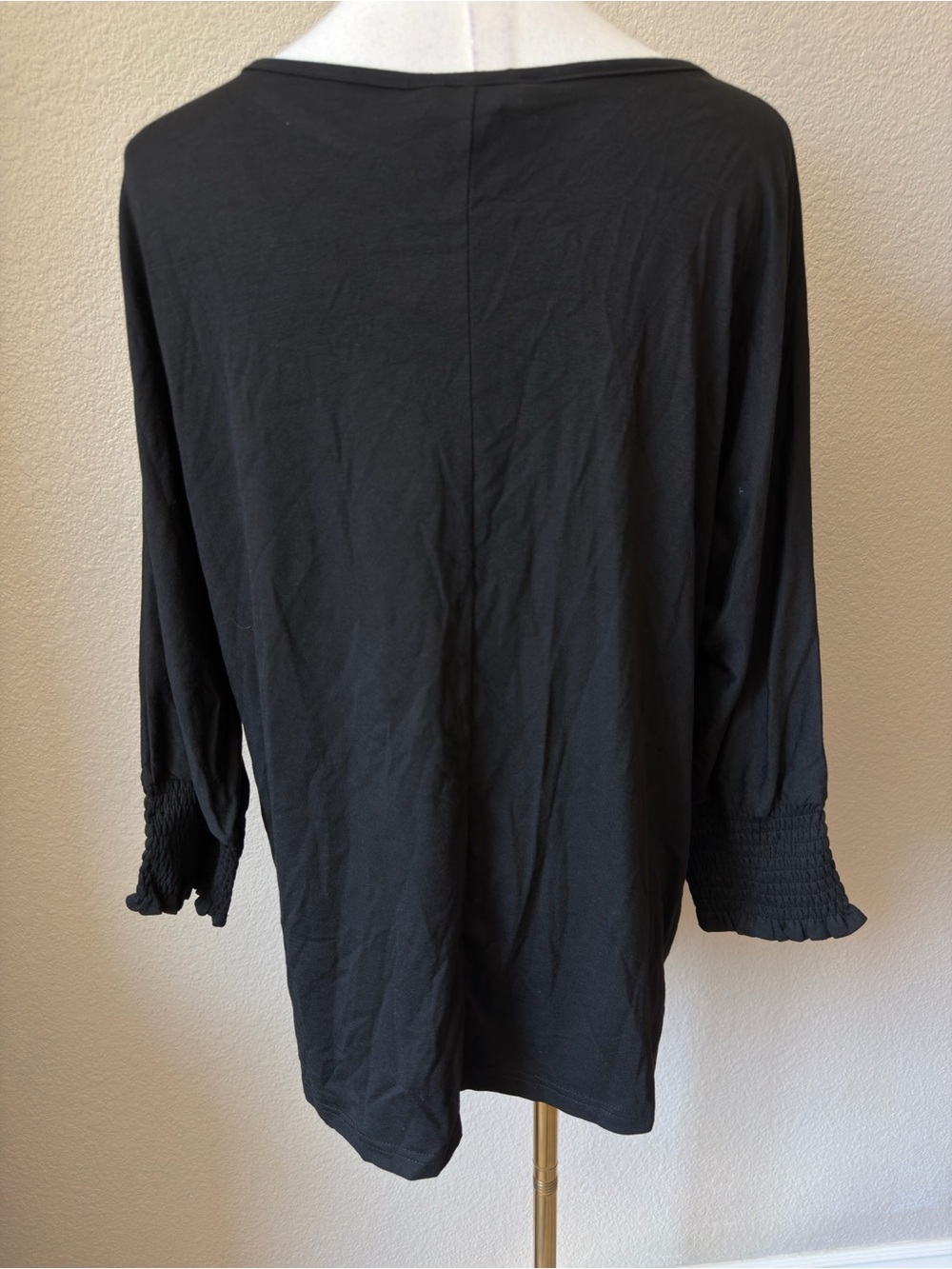 NWT Casual Black Boatneck Blouse with Smocked Cuffs Oversized, XL - Picture 7 of 8